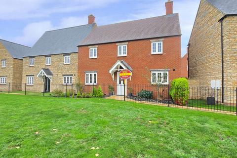 undefined, Pianoforte Road, Roade, NN7 2QL
