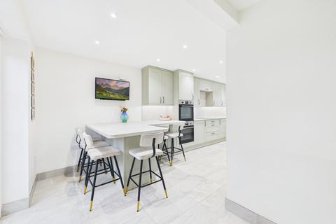 undefined, Pianoforte Road, Roade, NN7 2QL