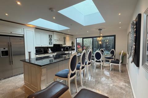 undefined, Empire Road, Perivale, UB6