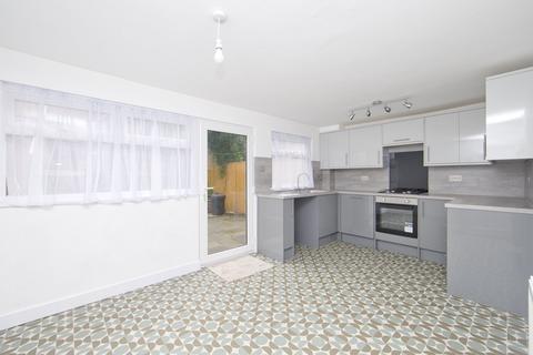 Cleveland Close, Dover, Kent, CT16