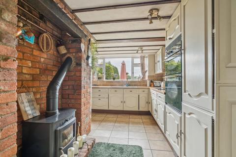 2 bedroom cottage for sale, Chiltern Green, Bedfordshire