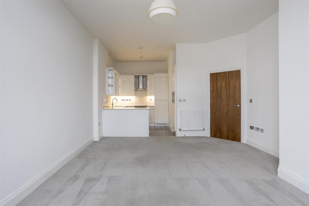 104 The Residence  14.jpg