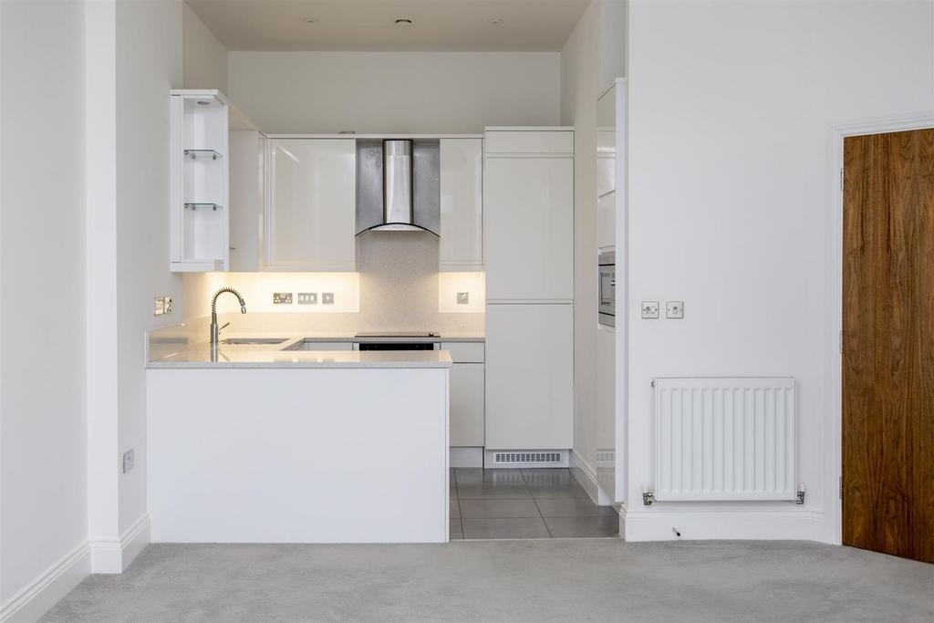 104 The Residence  15.jpg