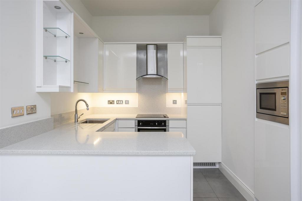 104 The Residence  16.jpg