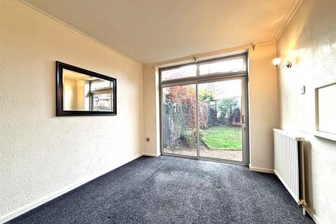 4 bedroom semi-detached house for sale, New College Road, Shrewsbury