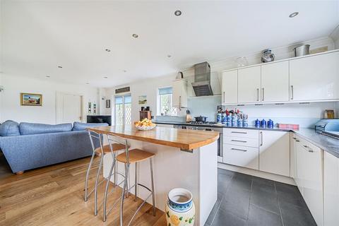 5 bedroom detached house for sale, Newmans Close, Broadstairs