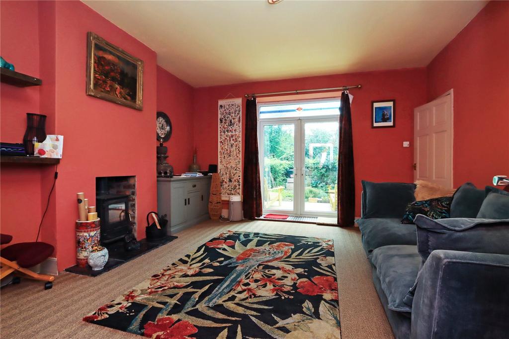 Living Room Pic 1