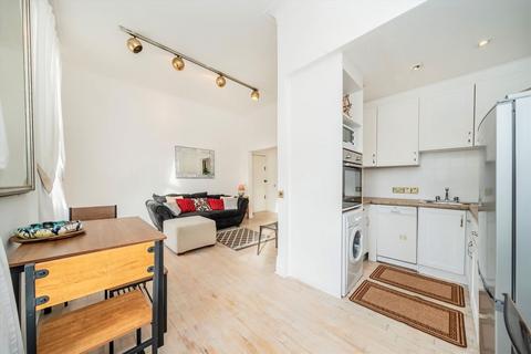 2 bedroom flat to rent, Redcliffe Square, London SW10
