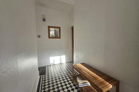 3 bedroom flat to rent, Langham Road, Tottenham N15