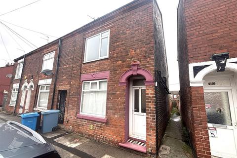3 bedroom house to rent, Middleburg Street, Hull