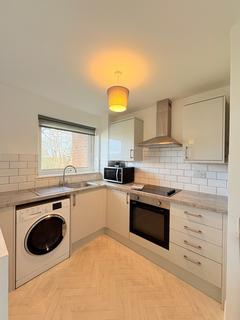 2 bedroom flat to rent, Sherwood Road, Dronfield S18