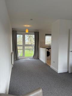 2 bedroom flat to rent, Sherwood Road, Dronfield S18