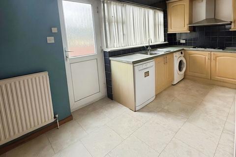 undefined, Chester Avenue, Luton, LU4