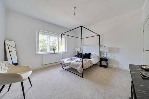 undefined, Oakley Gardens, Redhill, RH1
