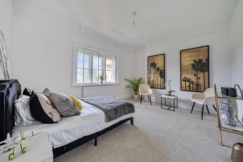 undefined, Oakley Gardens, Redhill, RH1