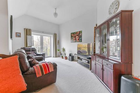 2 bedroom flat for sale, Normanton Road, South Croydon, CR2