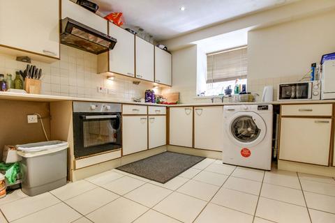 1 bedroom maisonette to rent, Sheep Street, Swindon SN6