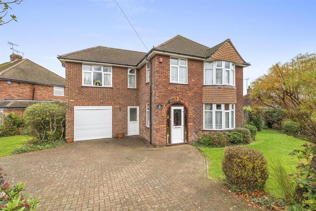 84 Totteridge Lane, HP13 7 PZ-14.jpg
