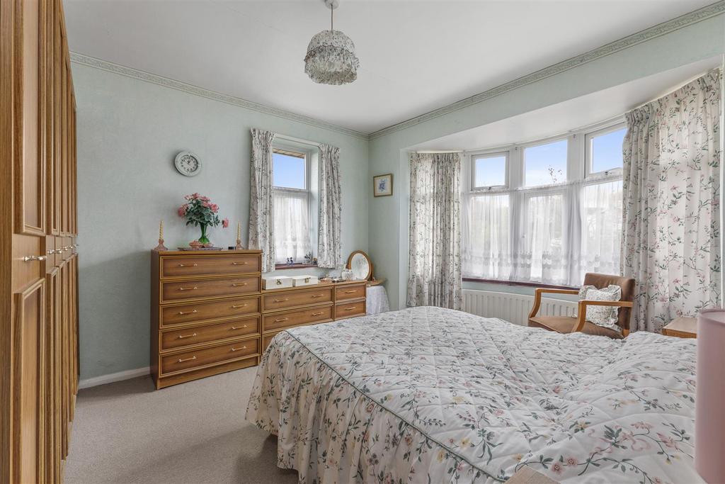 84 Totteridge Lane, HP13 7 PZ-1.jpg