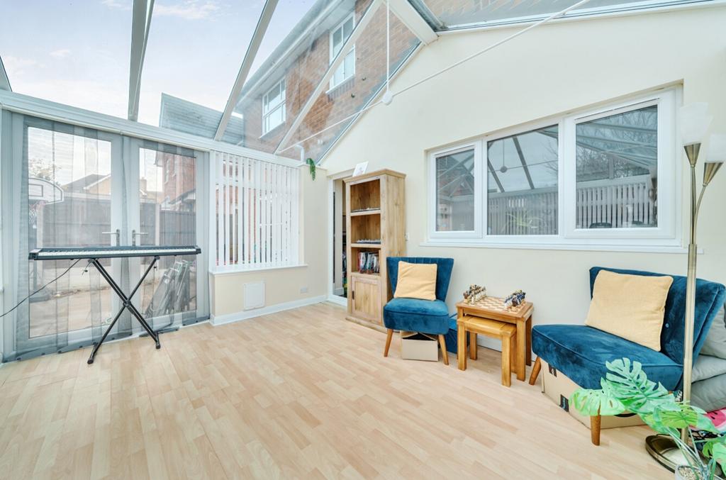 1375402-6-691358768f798