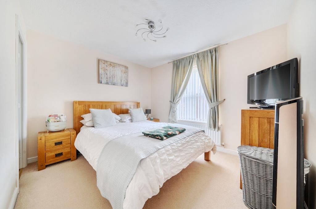 1375402-24-69135deef40a9