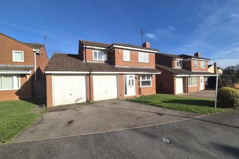 4 bedroom detached house to rent, Rufford Avenue, Abington Vale, Northampton, NN3