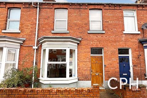 2 bedroom terraced house for sale, Milton Avenue, Scarborough, YO12