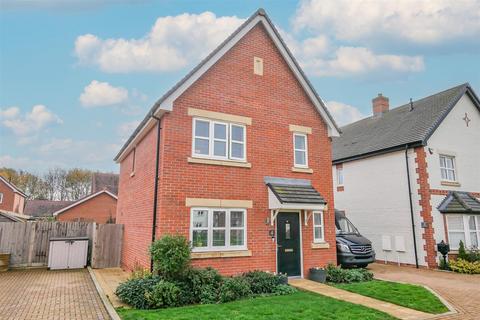 undefined, Hicks Close, Chalgrove OX44