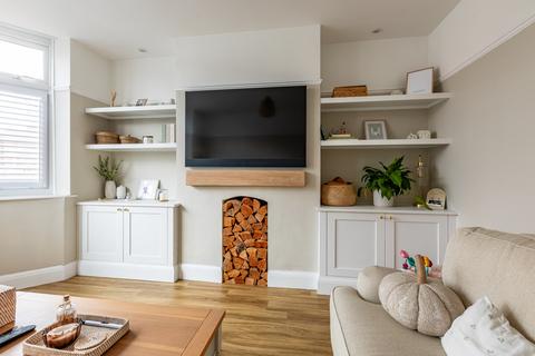undefined, Bristol BS11