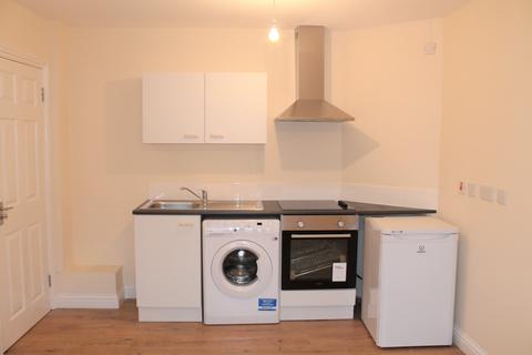 Studio to rent, Joel Street, Northwood Hills HA6