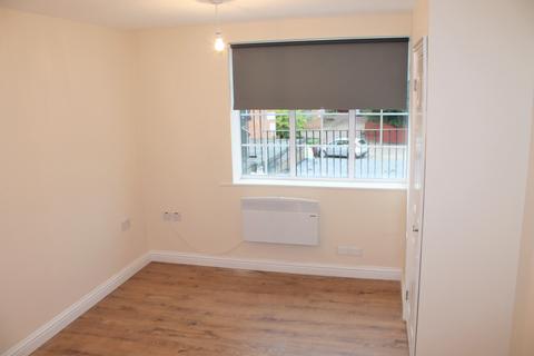 Studio to rent, Joel Street, Northwood Hills HA6