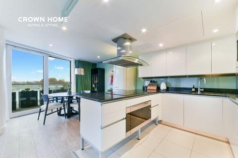 2 bedroom apartment to rent, 376 Queenstown Road, London SW11