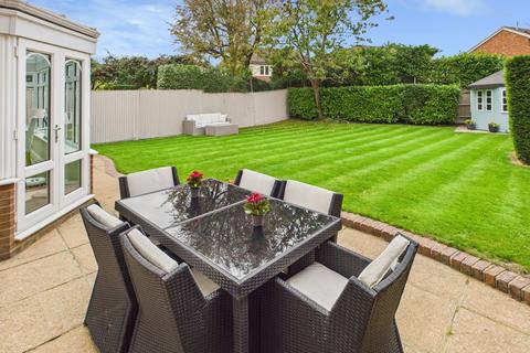 5 bedroom detached house for sale, Bramble Close, Chalfont St. Peter, Gerrards Cross, Buckinghamshire, SL9
