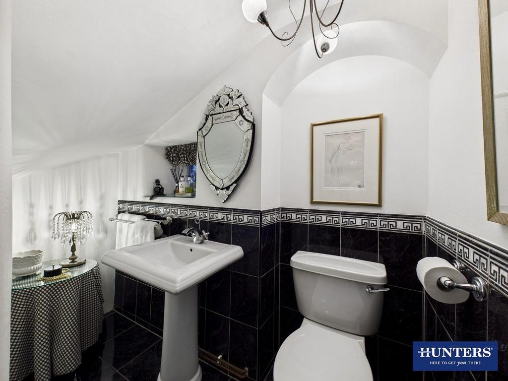 WC/Cloakroom