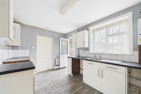 3 bedroom semi-detached house for sale, Lewis Road, Chichester