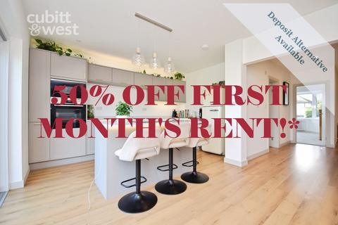 5 bedroom detached bungalow to rent, 50% OFF FIRST MONTHS RENT, Broomfield Avenue, BN10
