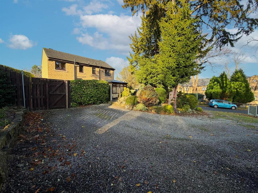 2 bed semi Steeton