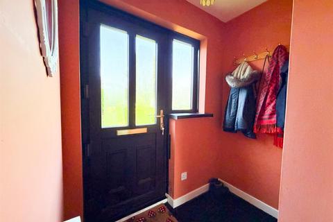 2 bedroom semi-detached house for sale, The Shroggs, Steeton