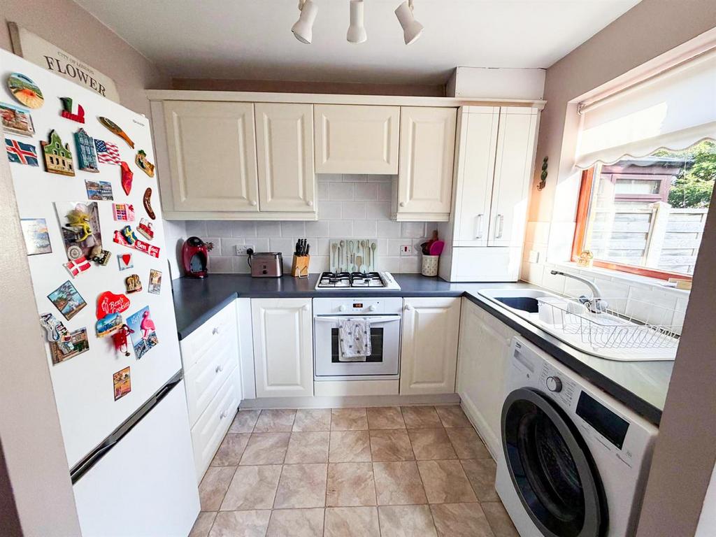 2 bed semi Steeton