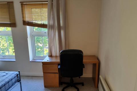 5 bedroom terraced house to rent, Bellevue Terrace, Hampshire SO14