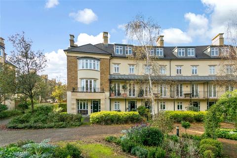 Kelsall Mews, Kew, Surrey, TW9