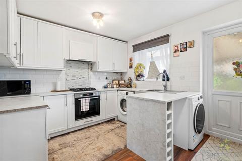 3 bedroom end of terrace house for sale, St. Catherines Road, Evesham WR11