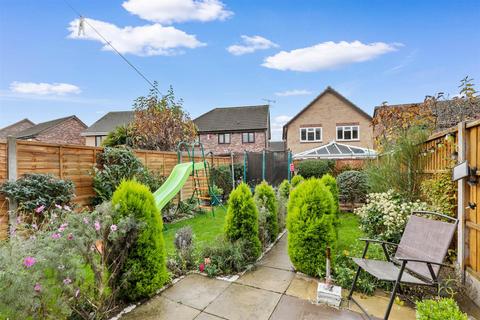 3 bedroom end of terrace house for sale, St. Catherines Road, Evesham WR11