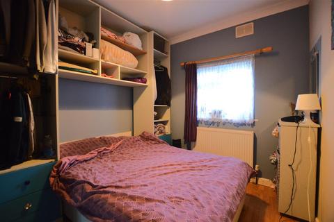 undefined, Lancaster Avenue, Slough