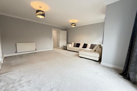 2 bedroom apartment for sale, Willow Court, Springwell Lane, Rickmansworth