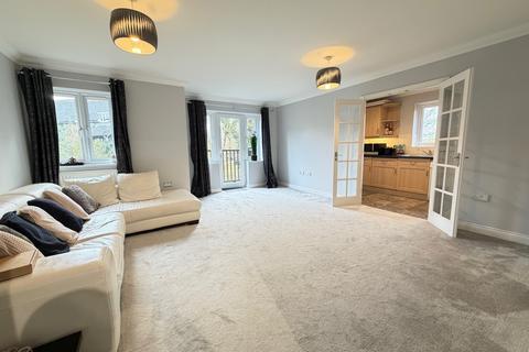 2 bedroom apartment for sale, Willow Court, Springwell Lane, Rickmansworth