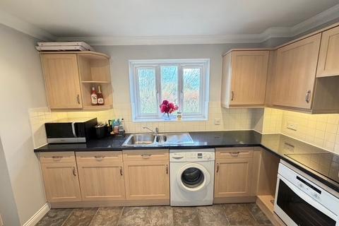 2 bedroom apartment for sale, Willow Court, Springwell Lane, Rickmansworth