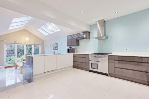 6 bedroom semi-detached house for sale, Tyrone Road, Thorpe Bay, Southend-on-Sea, SS1