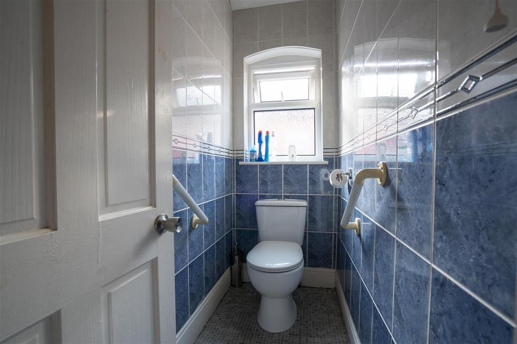 Separate WC