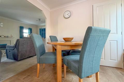 undefined, Norton Fitzwarren, Taunton TA2